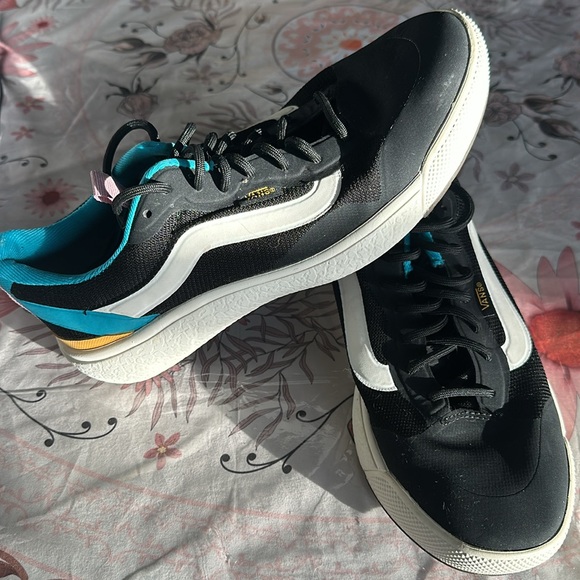 Vans sneakers running Ultrarange Exo Pop Color Black/Multi Men's 6.5 women’s 8 - Picture 3 of 10